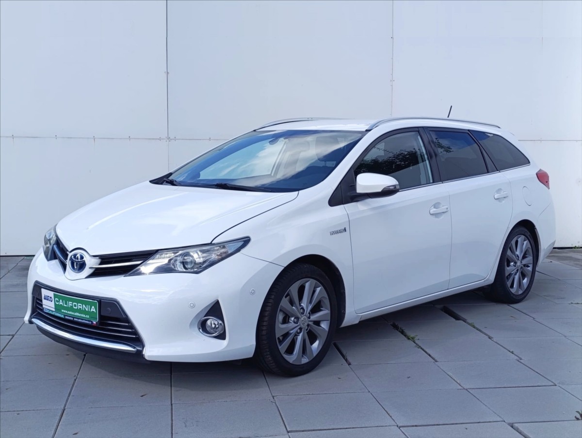 Toyota Auris 1,8 i HYBRID AT KAMERA NAVI