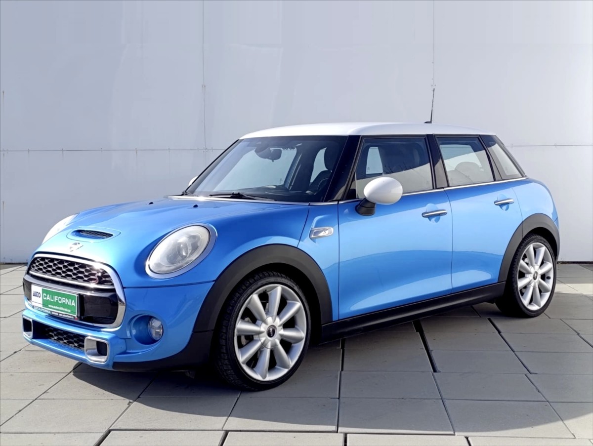 Mini Cooper S 2,0 T NAVI LED TEMPMAT ZÁRUKA
