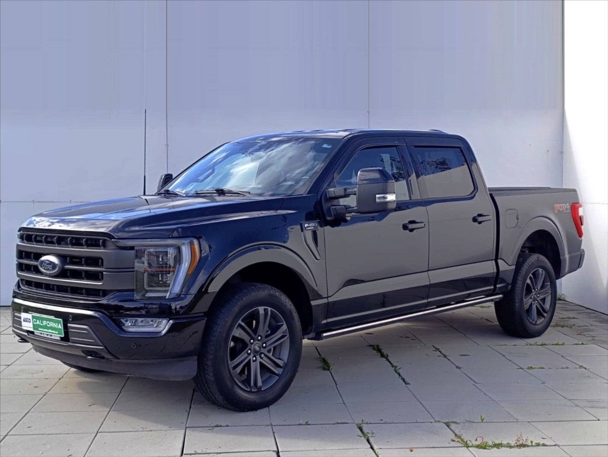 Ford F-150 5,0 V8 Lariat Kamera Tažné