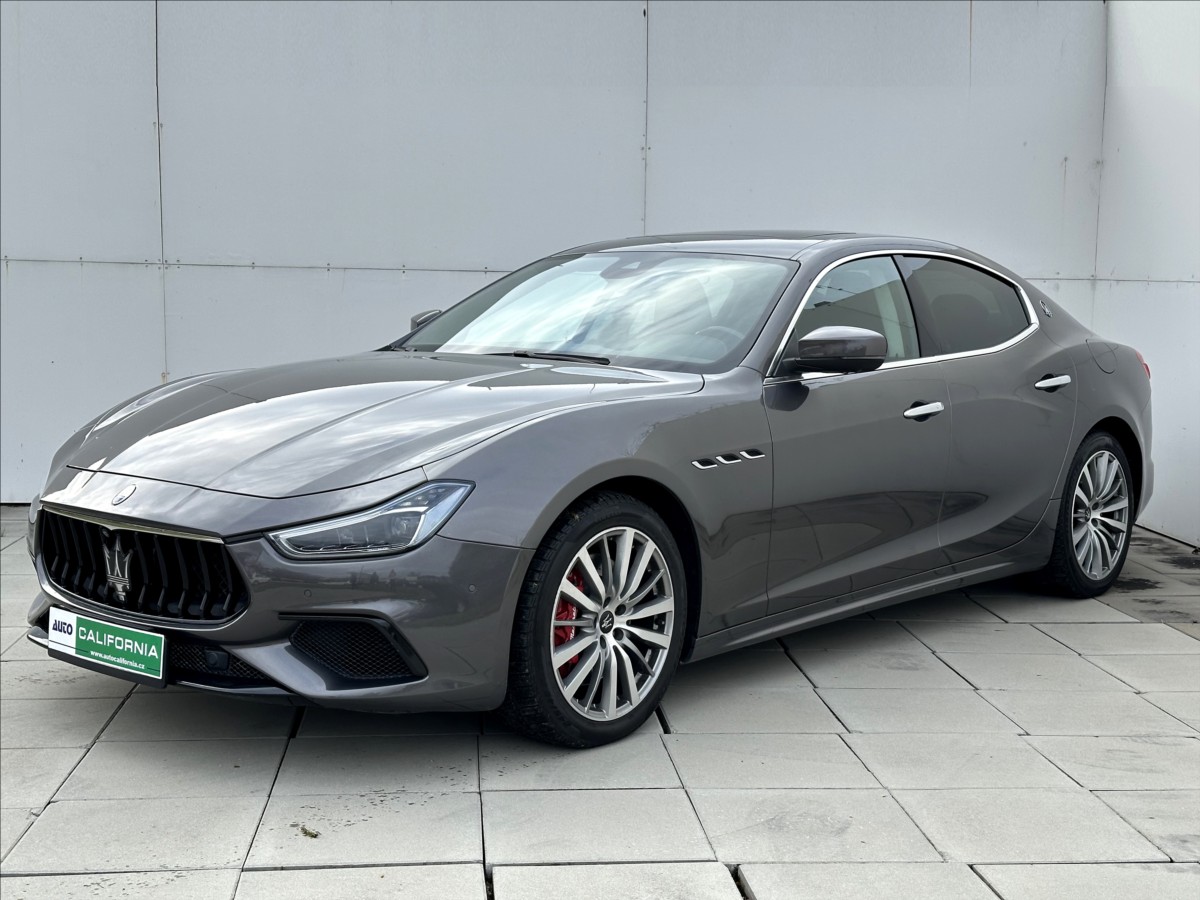 Maserati Ghibli 3,0 SQ4 4x4 Kůže kamera
