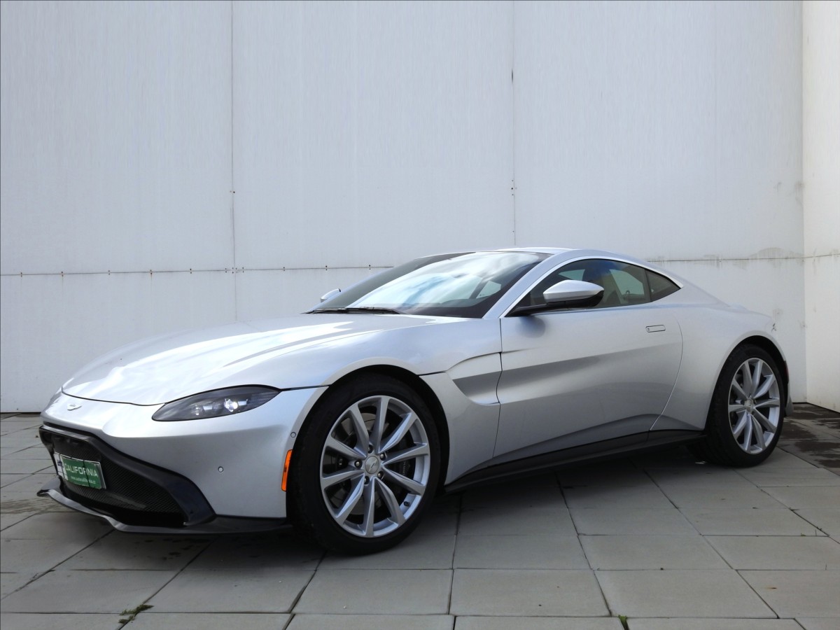 Aston Martin Vantage 4,0 i V8 510HP LED KAMERA NAVI