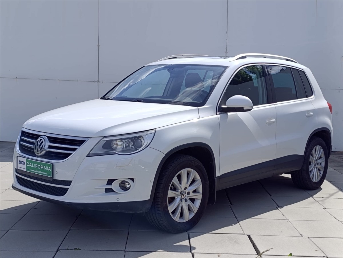 Volkswagen Tiguan 2,0 TDi DSG 4Motion Navi Tažné