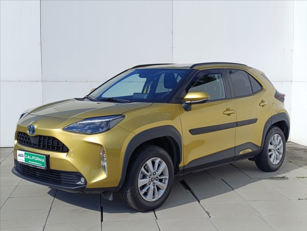 Toyota Yaris Cross 1,5 VVT-i Hybrid 1.majitel ČR