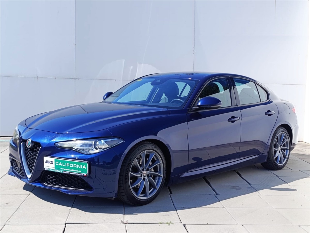Alfa Romeo Giulia 2,2 JTD Automat Navi ,Tempomat